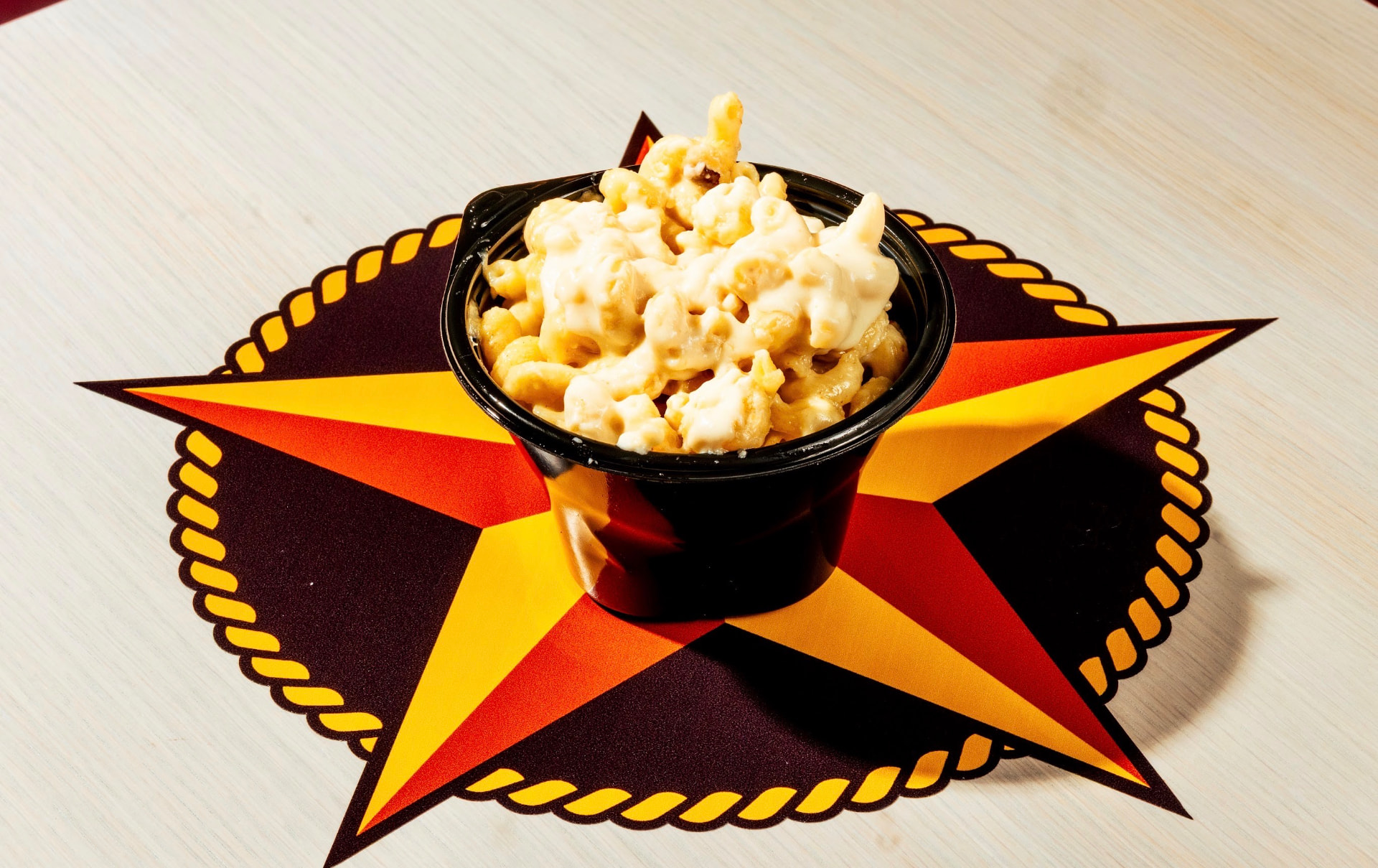 Bowl of Hotbirds mac and cheese
